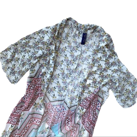 Francesca’s Blue Rain Floral Boho Chic Long Floral Kimono Size Small - Picture 9 of 16